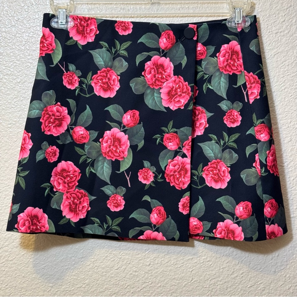 Alice + Olivia Renna Black Floral Print Mini Wrap Skirt NWT
